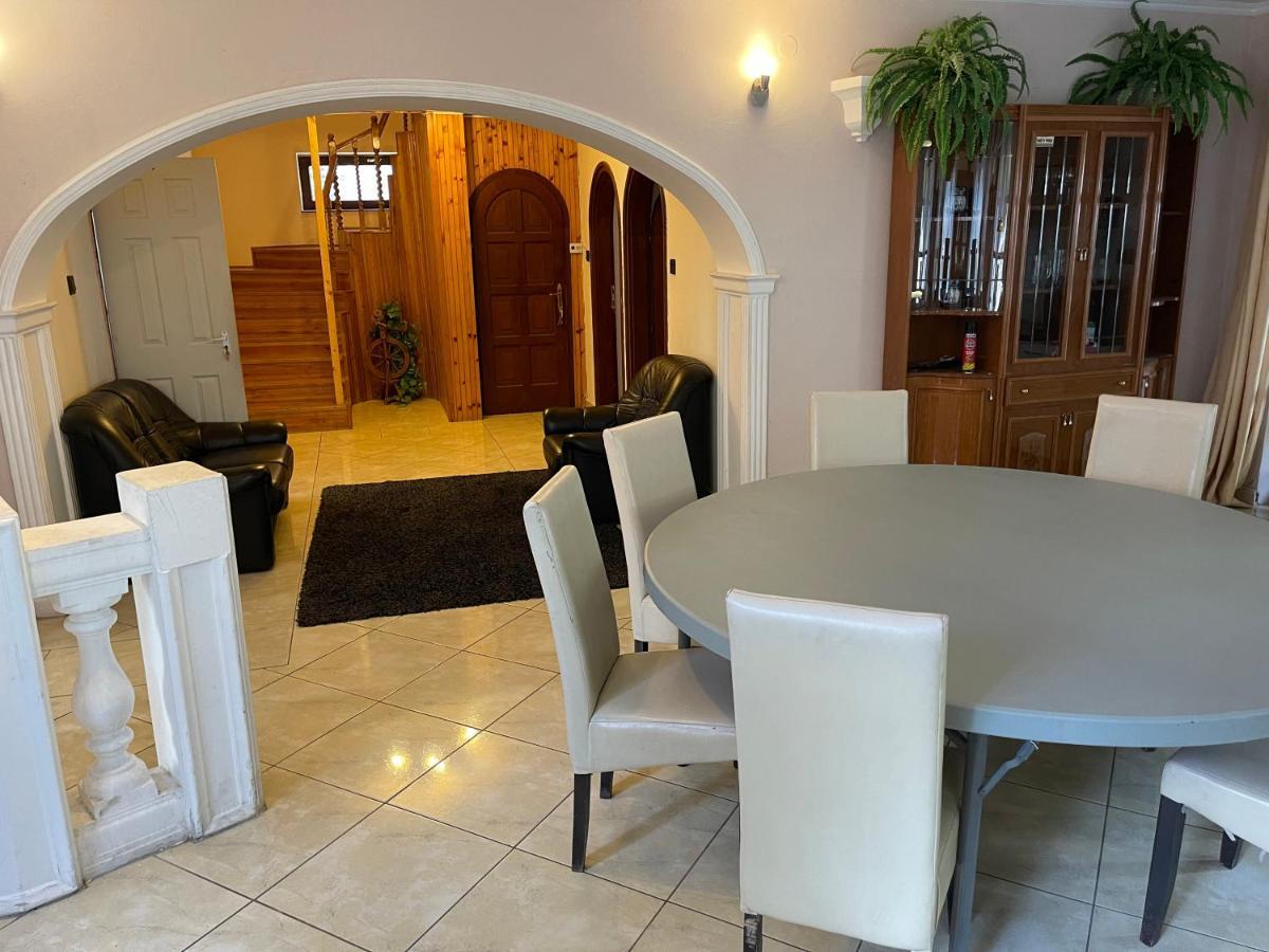 Szimpla Vendeghaz Hotell Miskolc Exteriör bild