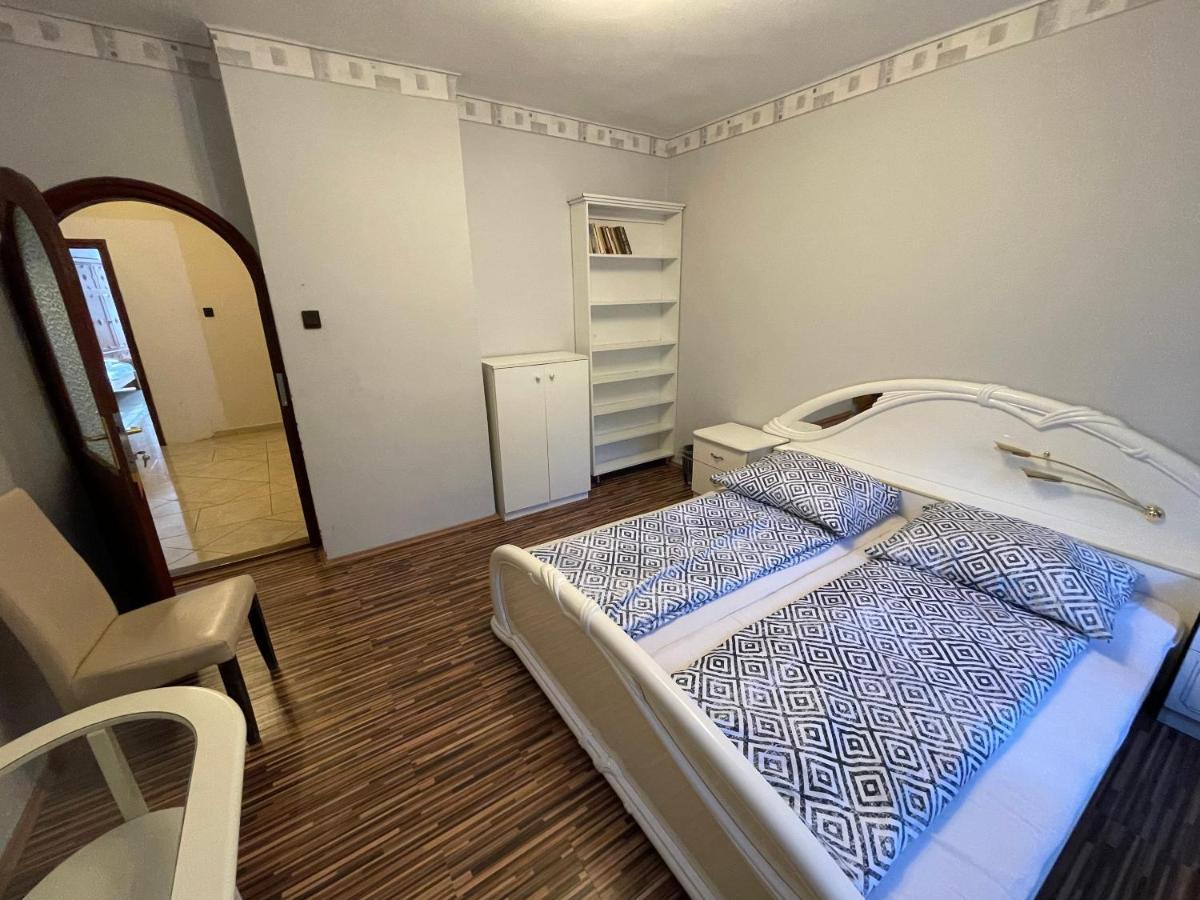 Szimpla Vendeghaz Hotell Miskolc Exteriör bild