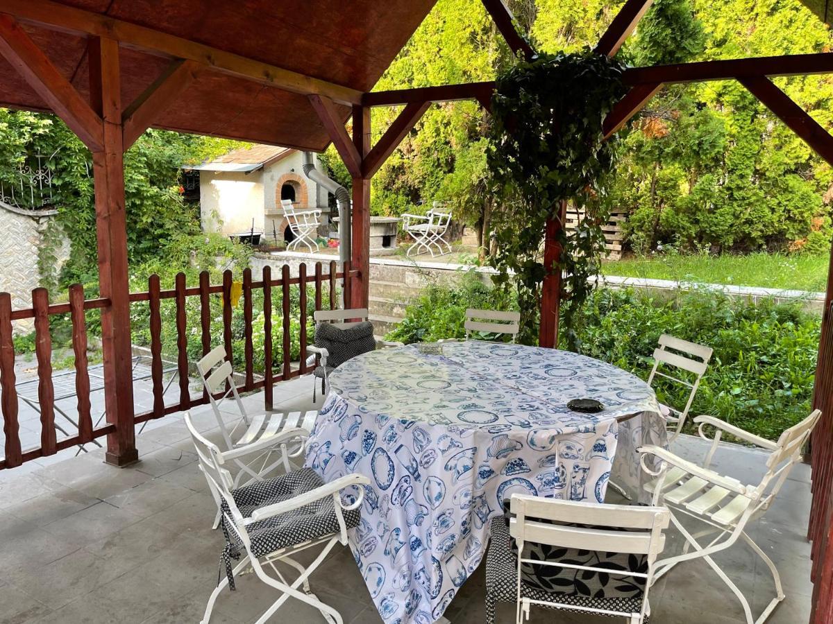 Szimpla Vendeghaz Hotell Miskolc Exteriör bild